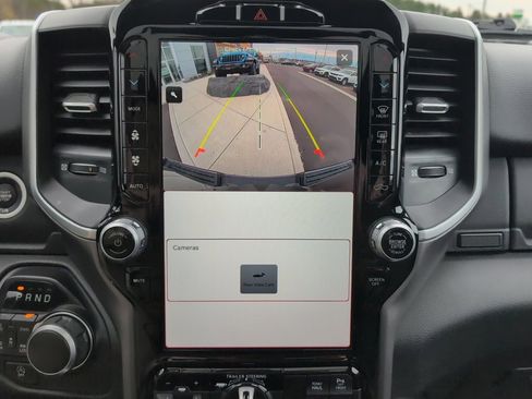 Used 2023 RAM 1500 Big Horn image 41