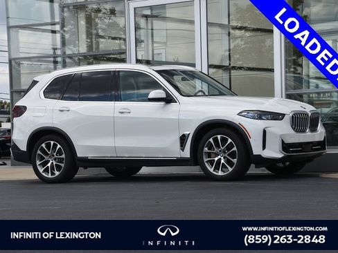 Used 2024 BMW X5 xDrive50e image 1