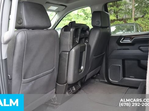 Used 2025 GMC Sierra 1500 SLT RWD image 17