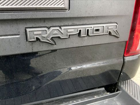 Used 2025 Ford F150 Raptor image 9