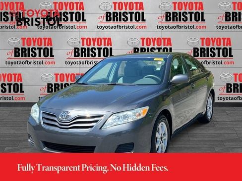 Used 2011 Toyota Camry LE w/ LE Extra-Value Pkg FWD image 8