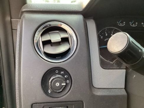 Used 2013 Ford F150 XLT w/ Luxury Equipment Group AWD/4WD image 24
