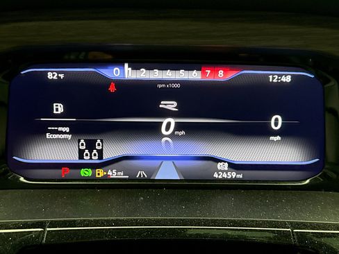 Used 2024 Volkswagen Atlas SEL Premium R-Line image 9