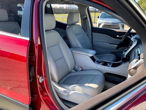 Used 2020 GMC Acadia SLT w/ Trailering Package image 8