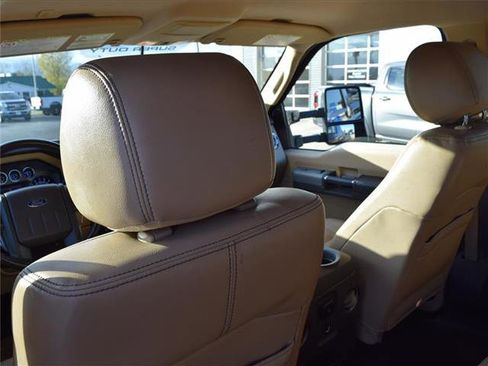 Used 2016 Ford F350 Lariat w/ Chrome Package image 34