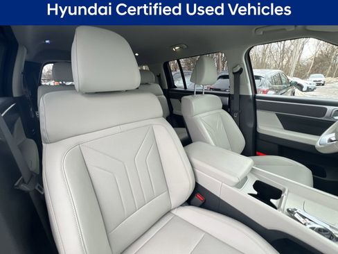 Used 2024 Hyundai Santa Fe SEL image 13