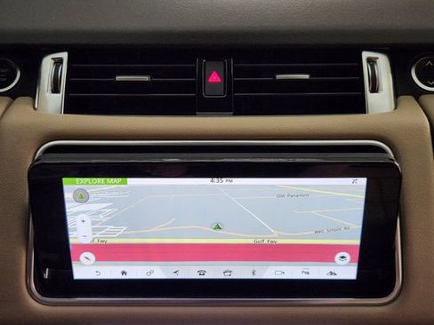 Used 2022 Land Rover Range Rover Sport HSE Silver Edition image 17