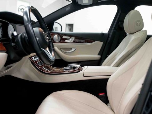 Used 2019 Mercedes-Benz E 450 4MATIC Wagon image 41