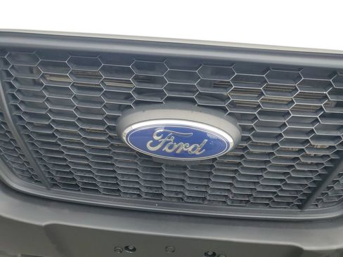 Used 2023 Ford Transit 350 DRW RWD image 11