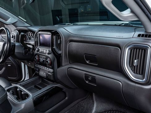 Used 2020 Chevrolet Silverado 1500 RST w/ All-Star Edition image 17