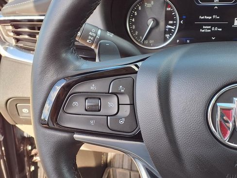 Used 2023 Buick Enclave Avenir image 38