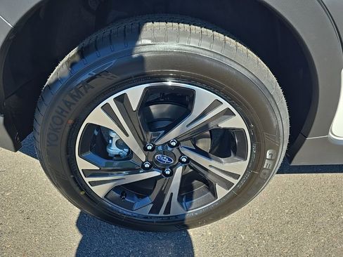 New 2025 Subaru Crosstrek 2.5i Premium image 9