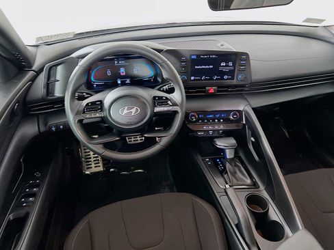 Certified 2025 Hyundai Elantra Sport FWD image 21