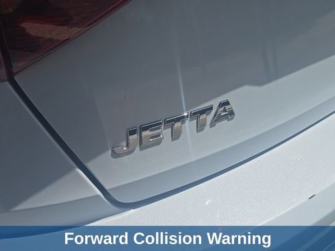 Used 2019 Volkswagen Jetta S w/ Driver Assistance Package FWD image 11