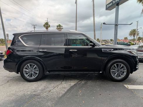 Used 2022 INFINITI QX80 Luxe w/ Cargo Package AWD/4WD image 4