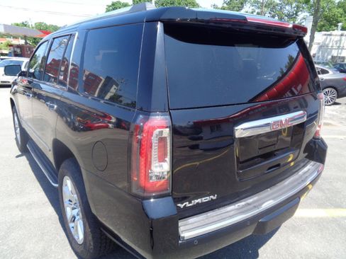 Used 2018 GMC Yukon Denali w/ Open Road Package AWD/4WD image 3