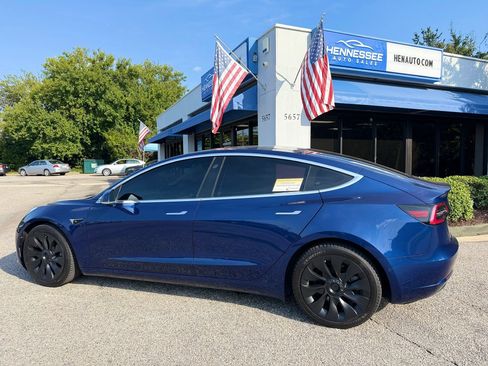 Used 2018 Tesla Model 3 Long Range AWD/4WD image 18