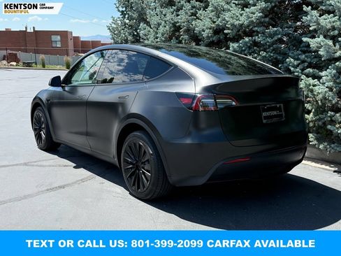 Used 2023 Tesla Model Y Long Range AWD/4WD image 5