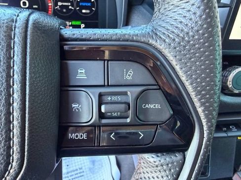 Used 2022 Toyota Tundra Limited AWD/4WD image 18