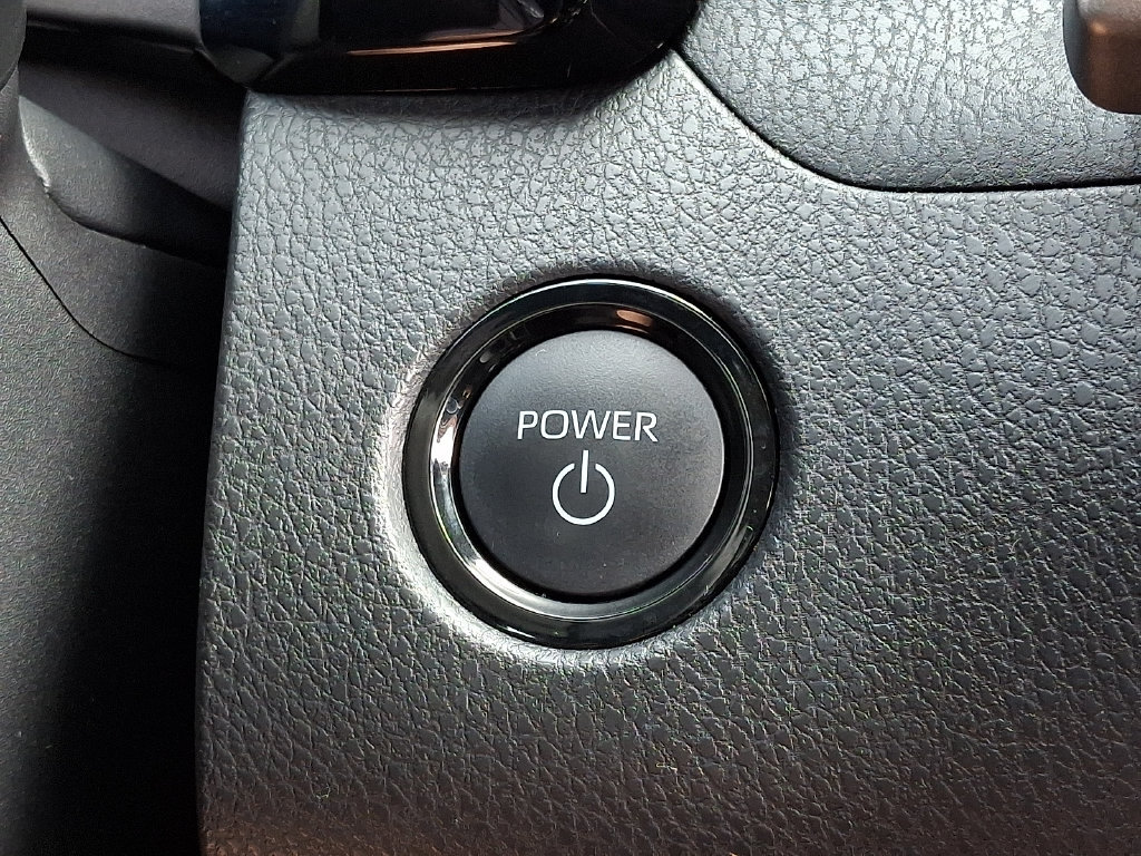 Used 2025 Toyota Camry LE w/ Convenience Package FWD image 29
