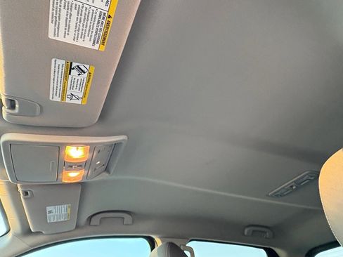 Certified 2024 Nissan Titan SV w/ SV Convenience Package image 36