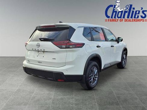 Certified 2025 Nissan Rogue S AWD/4WD image 4