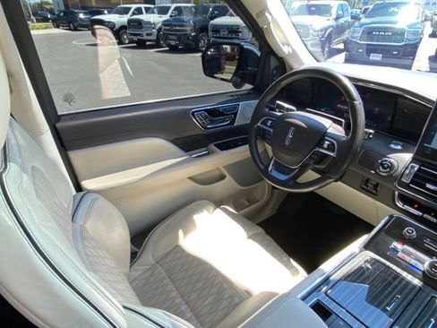 Used 2023 Lincoln Navigator Black Label AWD/4WD image 25