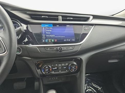Used 2023 Buick Encore GX Essence w/ Experience Buick Package FWD image 17