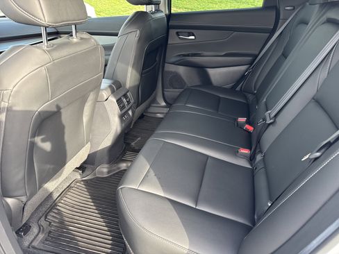 Used 2025 Nissan Murano SL image 19