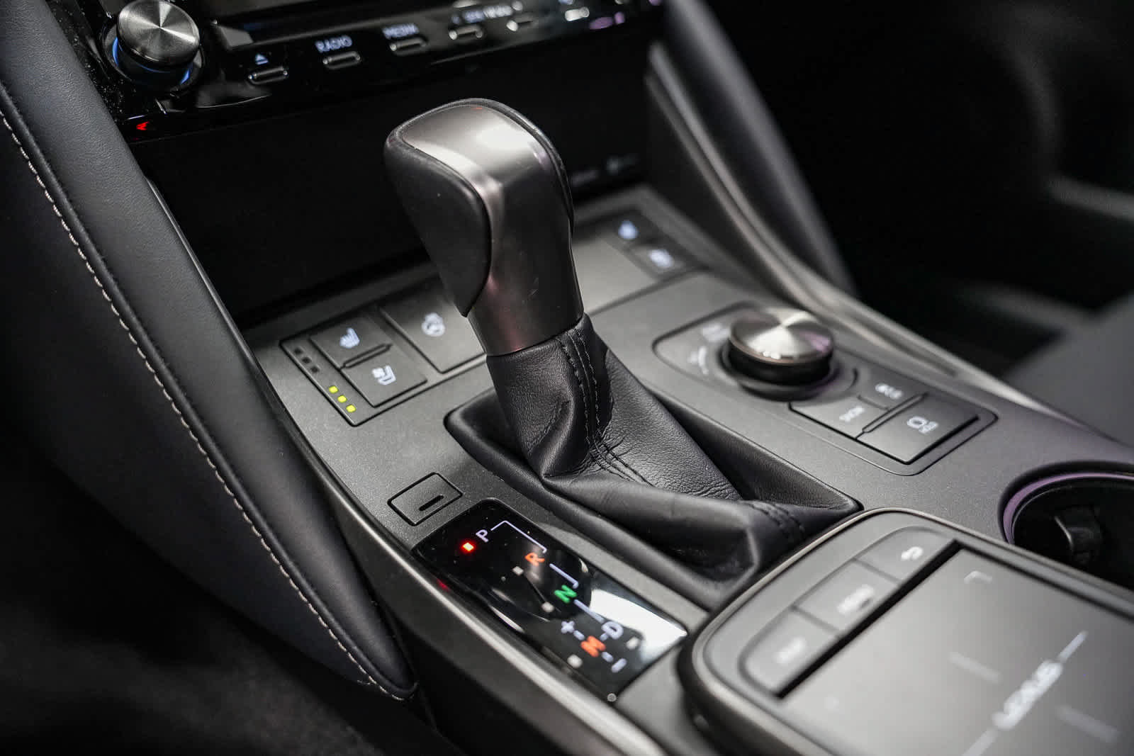 Used 2022 Lexus IS 300 w/ Premium Package RWD image 19