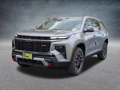 New 2026 Chevrolet Traverse Z71 w/ Driver Confidence Package AWD/4WD image 8