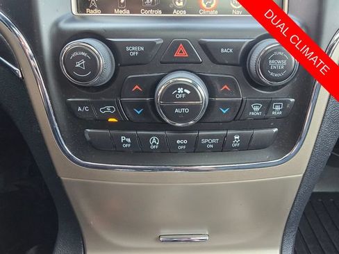 Used 2016 Jeep Grand Cherokee Limited w/ Luxury Group II AWD/4WD image 23