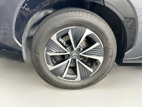 Used 2023 Lexus RZ 450e Premium w/ Technology Package AWD/4WD image 11
