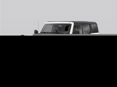 New 2026 Ford Bronco Outer Banks w/ Sasquatch Package