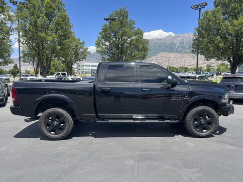 Used 2018 RAM 2500 Laramie w/ Sport Appearance Group AWD/4WD image 6