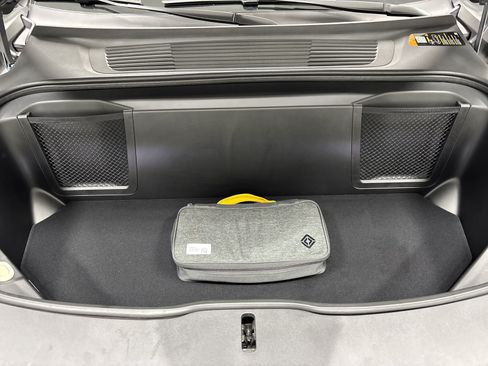 Used 2025 Rivian R1S Adventure AWD/4WD image 14