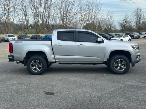Used 2015 Chevrolet Colorado Z71 AWD/4WD image 8