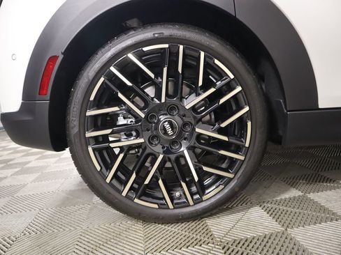 Used 2025 MINI Cooper S image 33