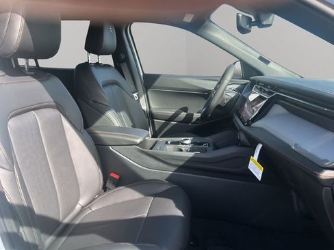 New 2026 Jeep Cherokee Limited image 34