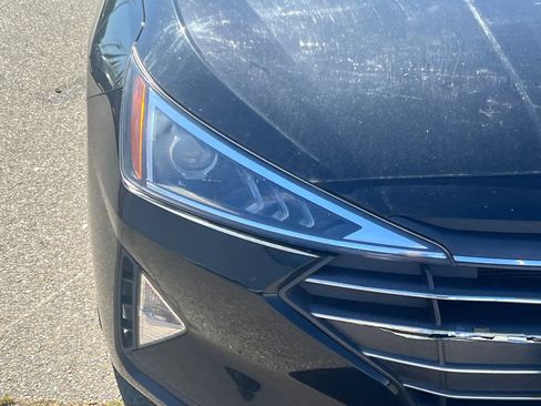 Used 2019 Hyundai Elantra Value Edition w/ Cargo Package FWD image 14