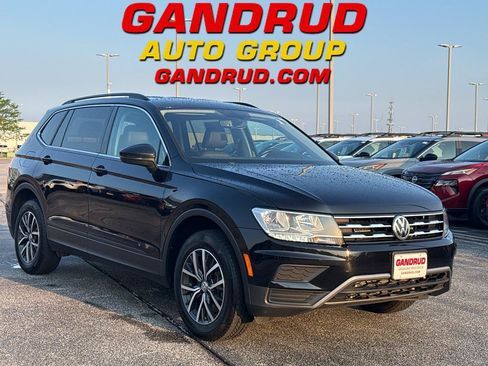 Used 2019 Volkswagen Tiguan SEL AWD/4WD image 1
