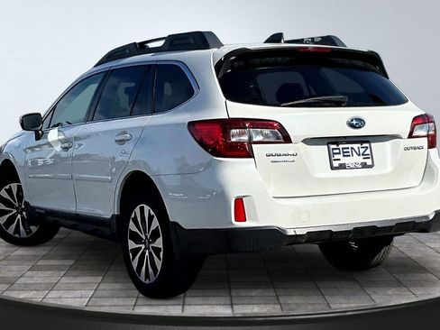 Used 2017 Subaru Outback 2.5i Limited AWD/4WD image 4