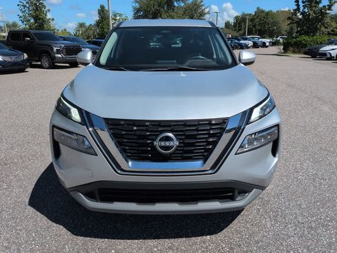 Used 2023 Nissan Rogue SV FWD image 9