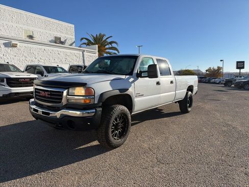 Used 2005 GMC Sierra 3500 W/T image 1