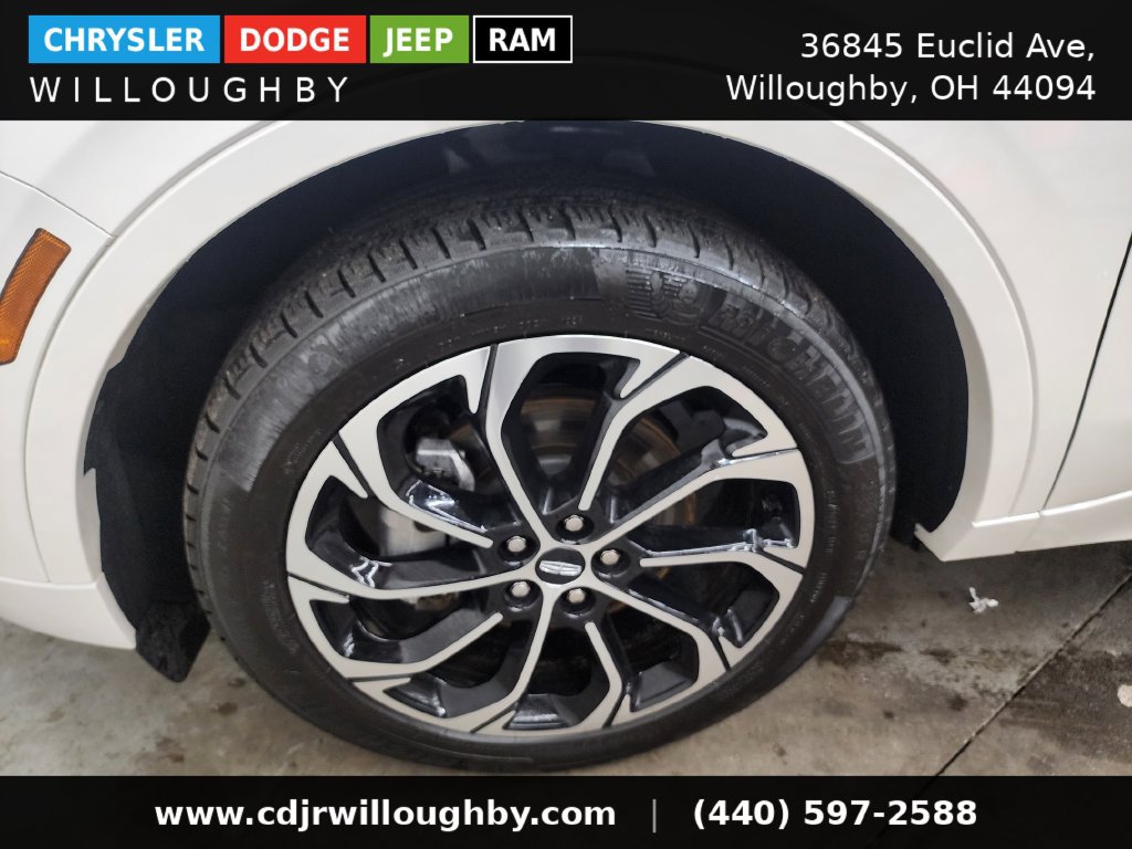 Used 2024 Lincoln Nautilus Reserve w/ Equipment Group 202A AWD/4WD image 41