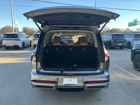 New 2026 INFINITI QX80 Luxe w/ Cargo Package AWD/4WD image 33