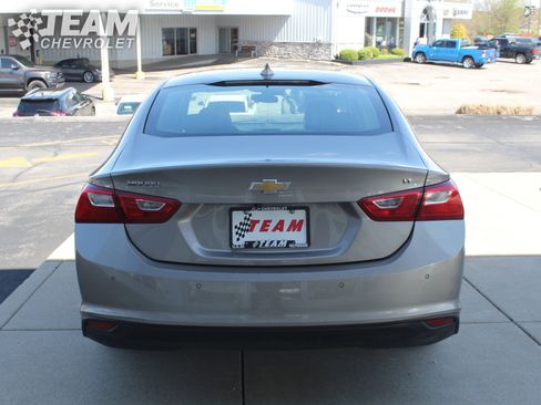 Used 2024 Chevrolet Malibu LT FWD image 5