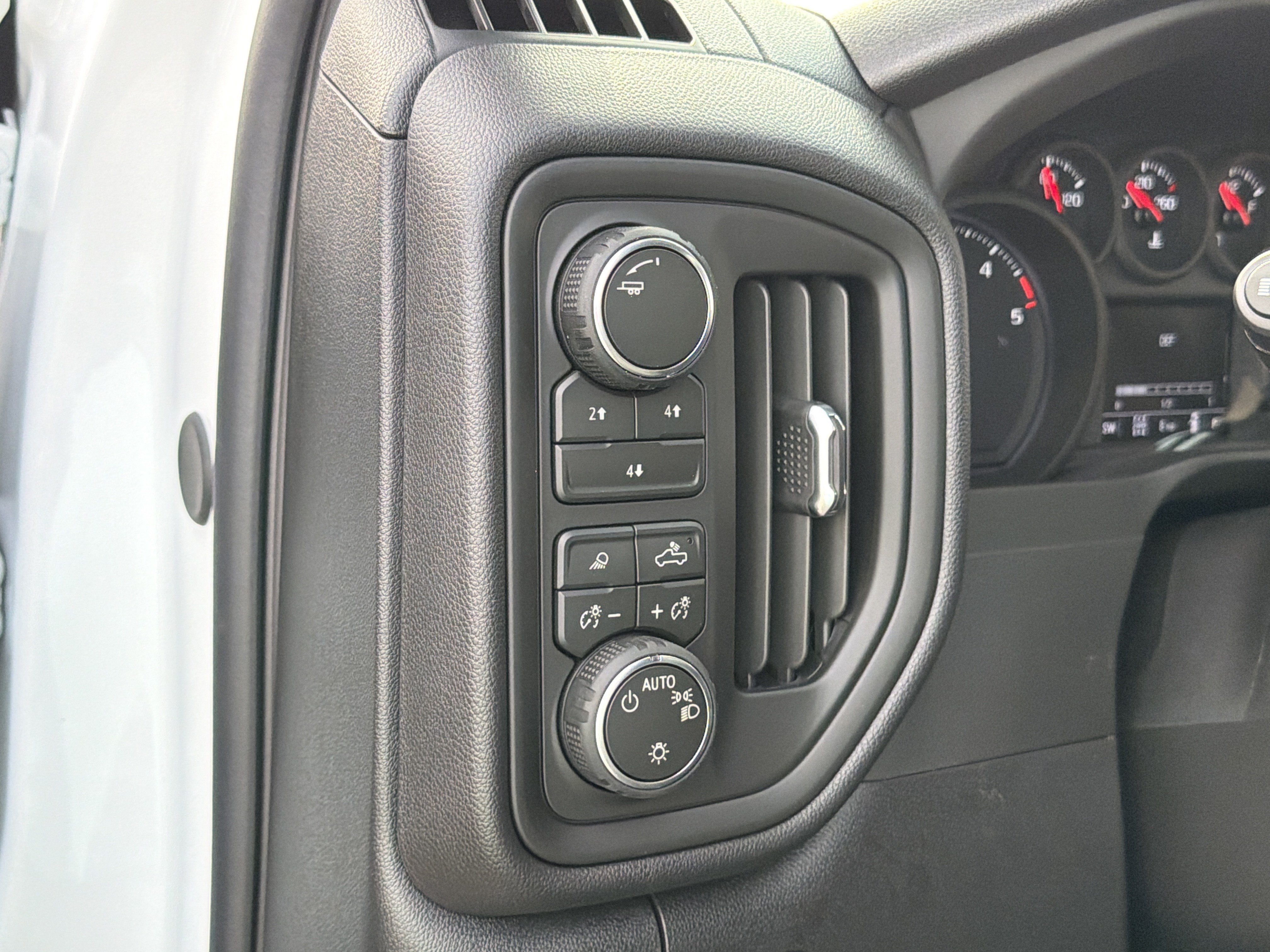 New 2026 Chevrolet Silverado 2500 Custom AWD/4WD image 17