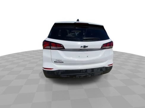 Used 2023 Chevrolet Equinox LS w/ LS Convenience Package FWD image 9