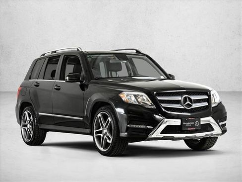 Used 2013 Mercedes-Benz GLK 350 4MATIC image 3